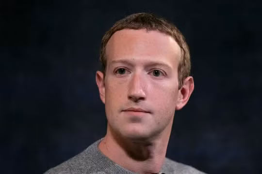 Facebook đang cố thoát khỏi "vũng lầy"