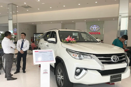 Fortuner tại một đại lý Toyota ở quận Bình Thạnh, TP HCM. 