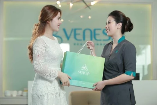 Venesa có nhiều phần quà tri ân khách hàng dịp 8/3