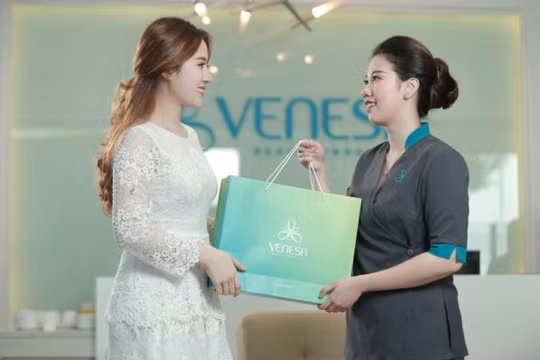 Venesa có nhiều phần quà tri ân khách hàng dịp 8/3