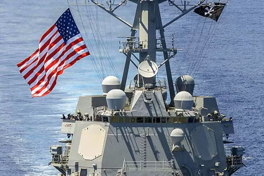 Tàu khu trục Mỹ 