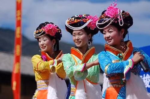 Những người phụ nữ của bộ tộc Mosuo. Ảnh: China