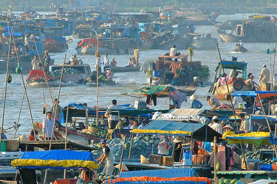 Hình ảnh thật của chợ nổi Cái Bè - Ảnh: Vinh Hiển