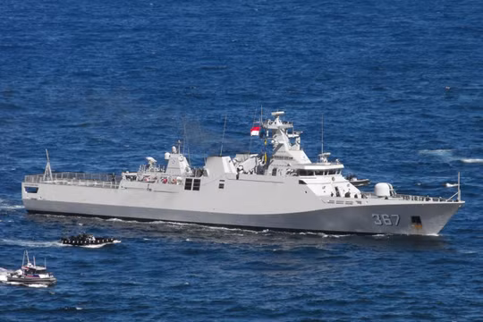 Tàu chấp pháp Indonesia hoạt động gần quần đảo Natuna