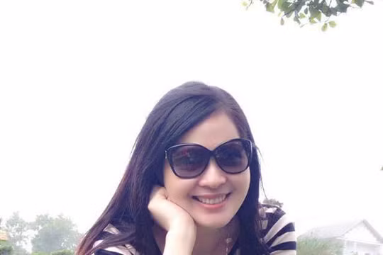 Á hậu Tô Hương Lan là người đẹp khá thành công trên con đường học vấn