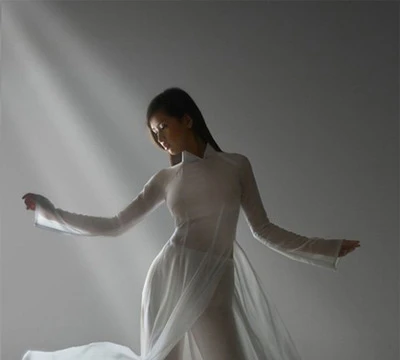 Scandal áo dài khiến nhiều hoa hậu, nghệ sĩ "điêu đứng"