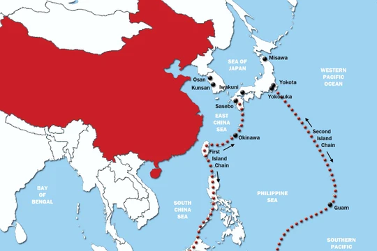 Sơ đồ minh họa chuỗi đảo thứ nhất và chuỗi đảo thứ hai mà Trung Quốc đang đẩy mạnh xây dựng trên biển Đông
