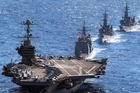 Tàu sân bay USS Theodore Roosevelt thuộc Hạm đội 5 Hải quân Mỹ 