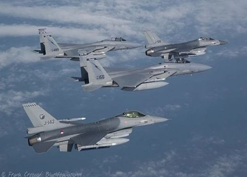 Rất có thể Mỹ sẽ bán máy bay chiến đấu F-16 cho Việt Nam trong thời gian tới