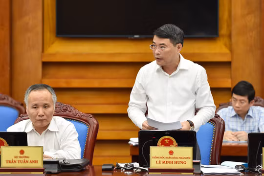 Thống đốc NHNN Lê Minh Hưng phát biểu tại phiên họp. - Ảnh: VGP/Nhật Bắc