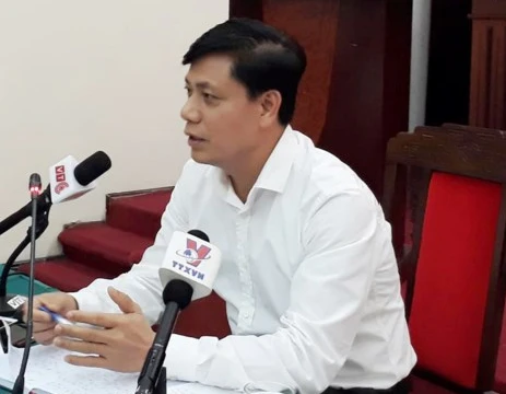 Thứ trưởng Bộ GTVT Nguyễn Ngọc Đông trả lời tại họp báo