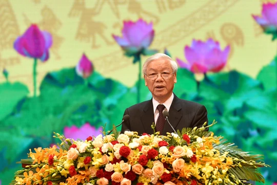 Tổng Bí thư Nguyễn Phú Trọng phát biểu tại Lễ kỷ niệm 70 năm Ngày Thương binh-liệt sĩ. Ảnh: VGP