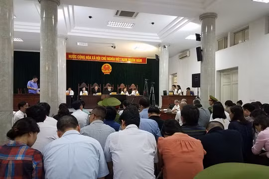 Phiên xét xử Hà Văn Thắm cùng đồng phạm ngày 14/9 - Ảnh: XT