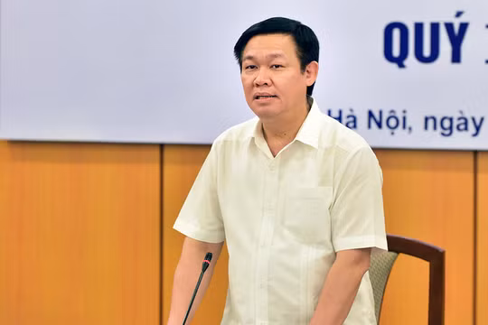 Phó Thủ tướng Vương Đình Huệ chủ trì cuộc họp. Ảnh VGP/Thành Chung