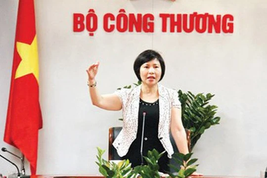 Bà Hồ Thị Kim Thoa