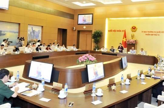 Chủ tịch Nguyễn Thị Kim Ngân phát biểu tại Phiên họp thứ 13, Ủy ban Thường vụ Quốc hội (Ảnh - VGP)