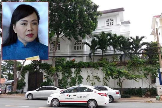 Bà Nguyễn Thị Kim Tiến cho hay căn nhà gia đình bà đang ở, gia đình đã mua đất 20 năm trước và xây nhà ở 10 năm nay. Ảnh: N.ĐỨC