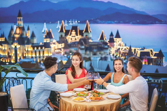 Lễ hội Vinpearl Festive Holidays