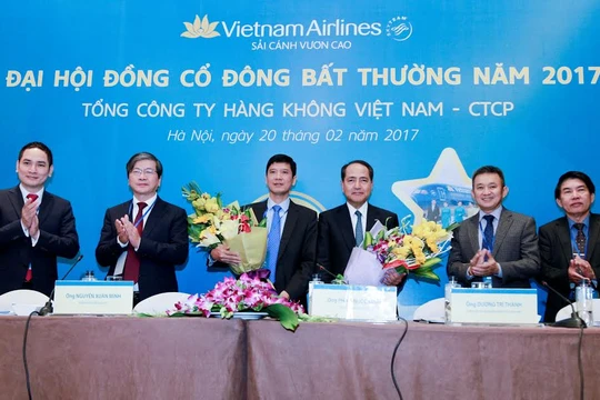 ĐHĐCĐ VietNam Airline đã thông qua kế hoạch bán và thuê lại máy bay để giảm hệ số nợ/vốn chủ sở hữu