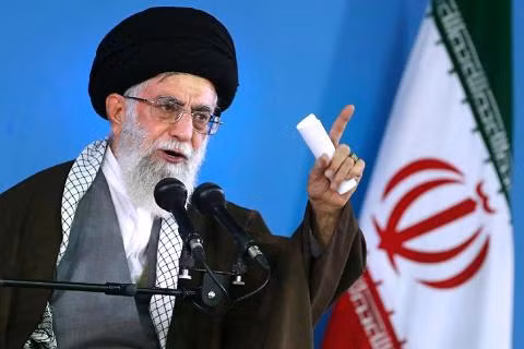  Nhà lãnh đạo tối cao của Iran – ông Ayatollah Ali Khamenei