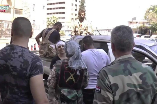 Một số binh sĩ Syria bị thương được đưa về hậu phương