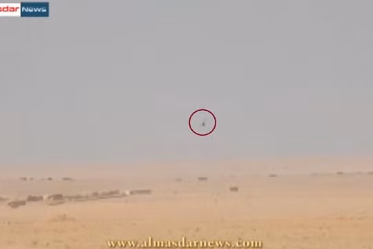 Video: Binh sĩ Syria bắn rơi một drone do thám của IS 