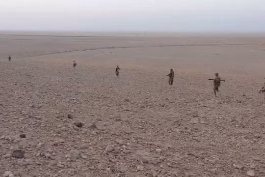 Quân đội Syria tiến công về phía thị trấn dầu mỏ Arak, phía đông Palmyra