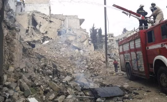 Video: Cận cảnh bom đạn giã nát thành phố vệ tinh Damascus 