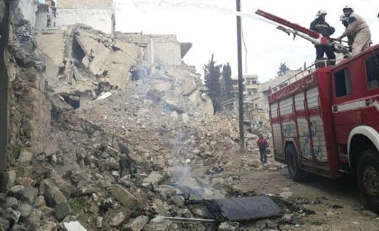 Video: Cận cảnh bom đạn giã nát thành phố vệ tinh Damascus 