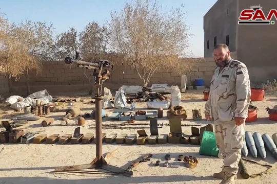 Vũ khí thu giữ được ở Deir Ezzor. Ảnh kênh truyền hình SANA