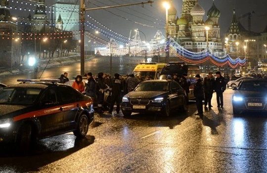 Hiện trường vụ ám sát chính trị gia đối lập Nga Boris Nemtsov. Ảnh Sputnik/ Iliya Pitalev 