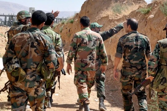 Binh sĩ thuộc sư đoàn cơ giới số 4 quân đội Syria