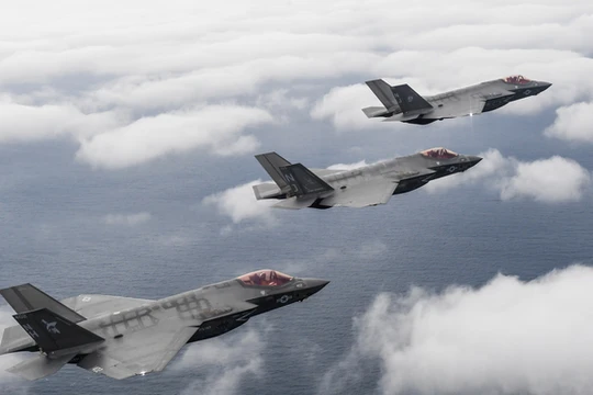 Các máy bay tàng hình F-35C.