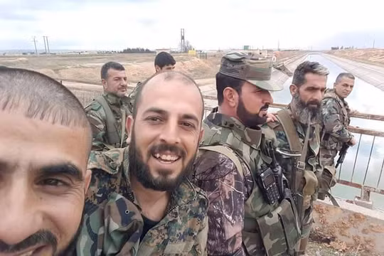 Video: Lực lượng Tigers trên đường tấn công về Deir Ezzor