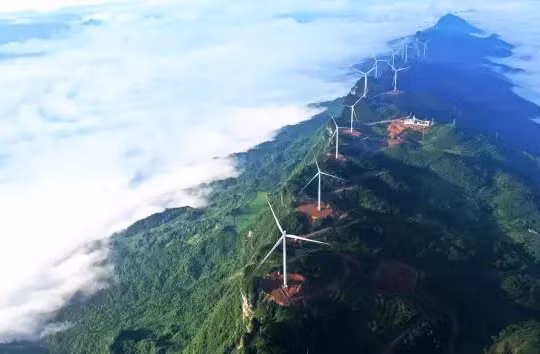  Trang trại điện gió ở Trùng Khánh, tây nam Trung Quốc, ngày 28/6/2022. Ảnh CNBC