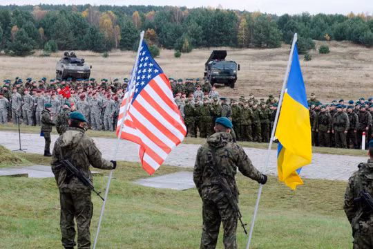 Quân đội Mỹ và Ukraina diễn tập chung - ảnh trang Ukroboronprom