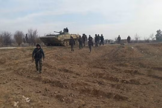 Binh sĩ lực lượng Tiger tấn công trên chiến trường Aleppo