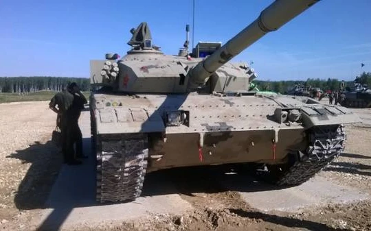 Xe tăng Type - 96B của Trung Quốc tham gia cuộc đua "Tank Biathlon - 2017"