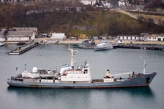 Tàu trinh sát điện tử hạng nhẹ Liman thuộc hạm đội Biển Đen
