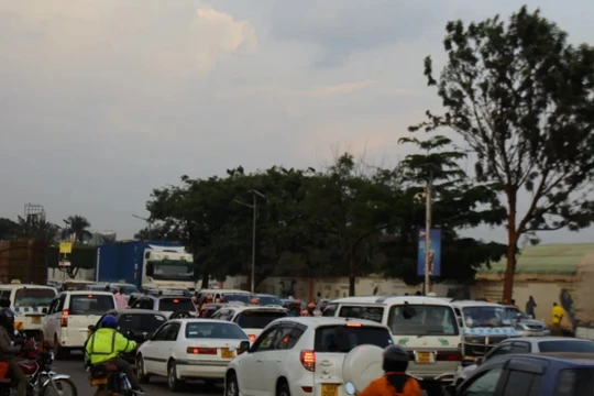 Uganda đưa ra chính sách hoán đổi xe máy điện cho xe máy chạy xăng. Ảnh minh họa Electrek