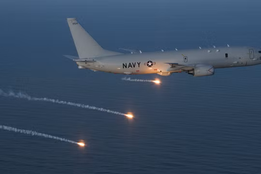 Máy bay tuẩn biển chống ngầm P-8 Poseidon Mỹ