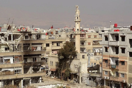 Chiến sự Syria diễn ra ác liệt trên đống hoang tàn