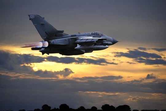 Máy bay tiêm kích Tornado thuộc lực lượng không quân Hoàng gia Anh trên chiến trường Syria
