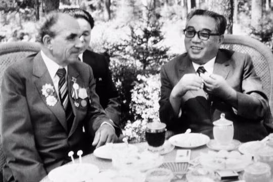 Chủ tịch Kim Nhật Thành và Yakov Novichenko