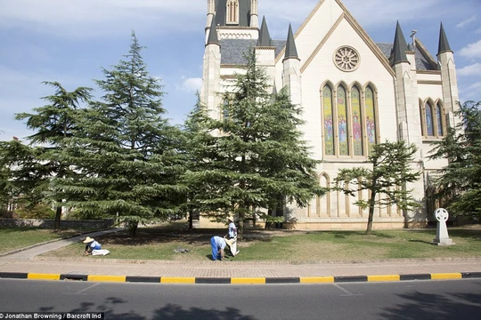 Khu đô thị giả cổ kiểu Anh Thames Town