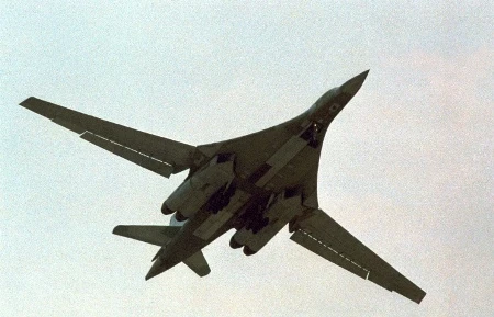 Máy bay ném bom Tu-160