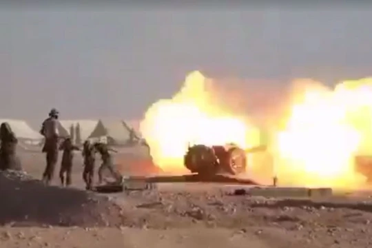 Pháo binh, tên lửa quân đội Syria tấn công tiêu diệt IS ở Deir Ezzor. Ảnh minh họa Masdar News