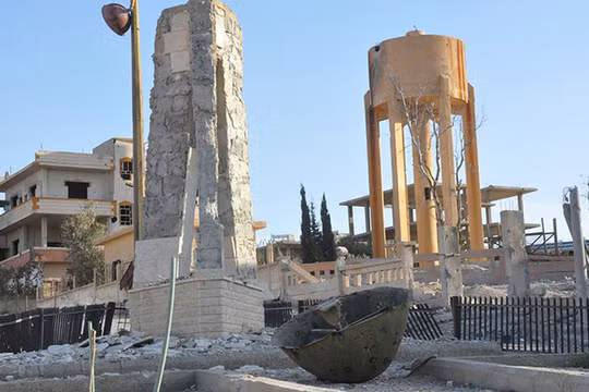 Video: Cận cảnh thành phố cổ Christian Al Qaryatayn tan hoang trên tầm chim bay