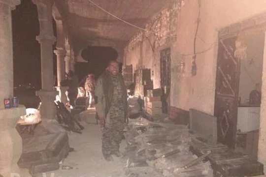 Chiến thắng mừng xuân của người Kurd, chiếm kho vũ khí khổng lồ của IS 