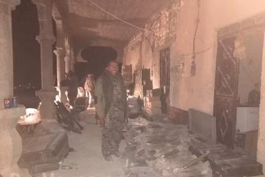 Chiến thắng mừng xuân của người Kurd, chiếm kho vũ khí khổng lồ của IS 